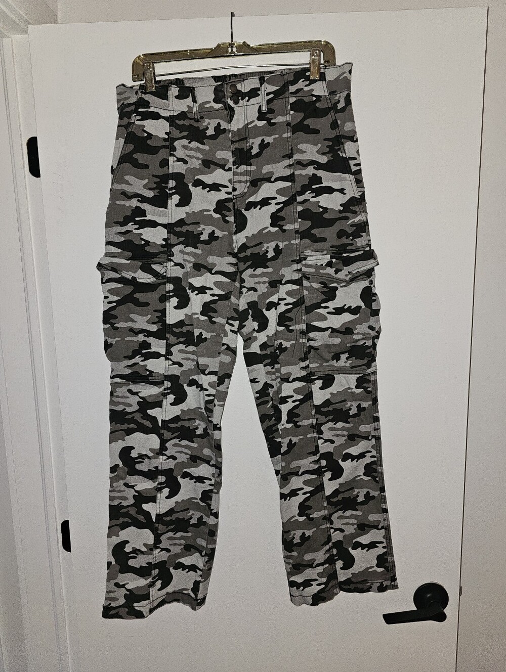 Camo Cargo Pants - Gray Multi